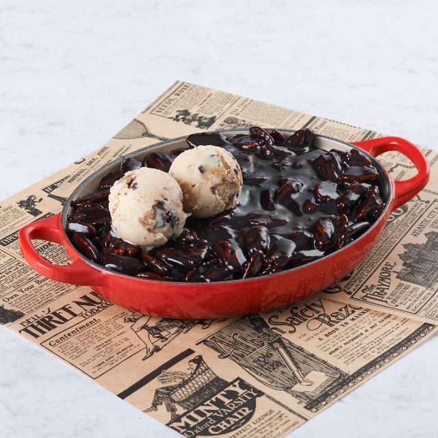 Texas pecan brownie y cookie dough