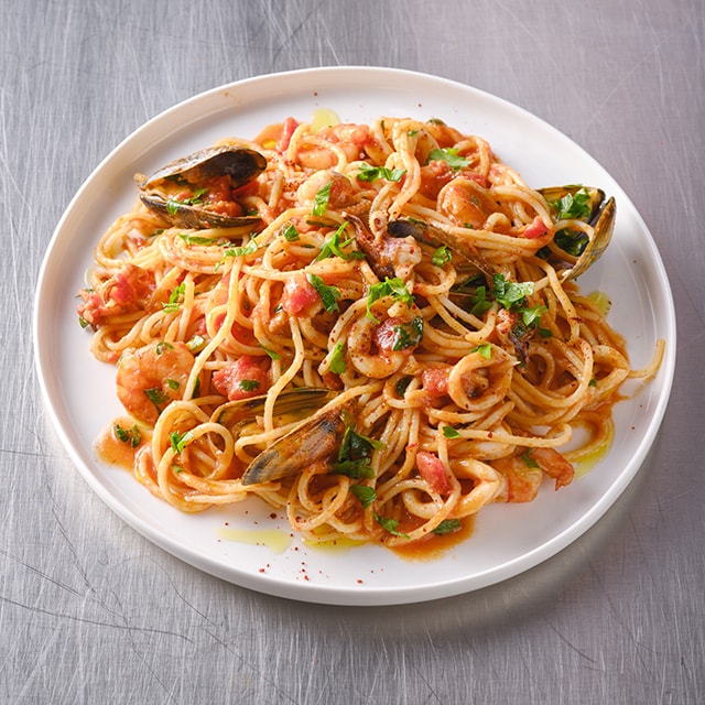 Knorr Pasta Spaghetti 4x3kg - La gama de Pasta de Knorr Professional te inspira a crear platos con personalidad, gracias a sus formas auténticas y diversas.