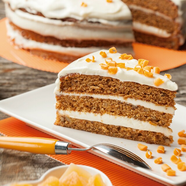 Carrot cake con helado de specouloos Carrot cake con helado de specouloos