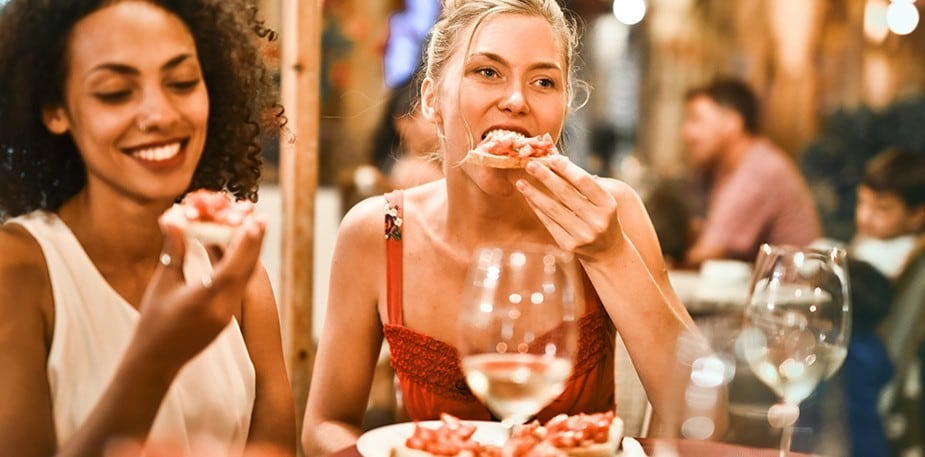 Genera tráfico mediante promociones y tematizaciones