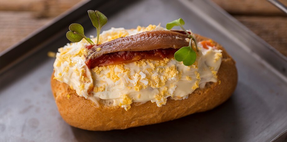 Una Hellmann's para cada ensaladilla