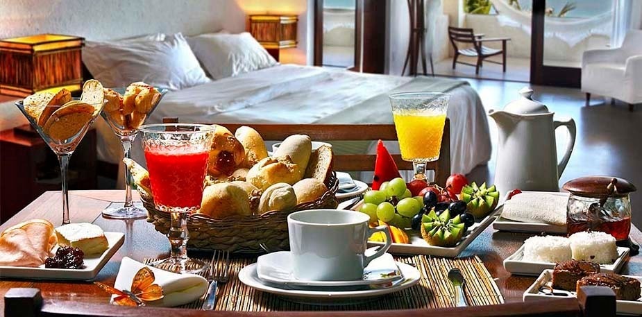 Ofrece un Room Service exclusivo