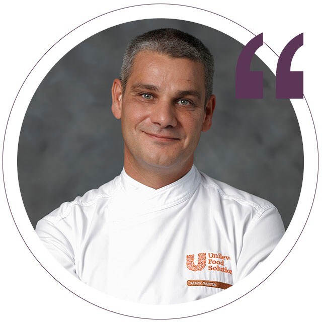 “Estas combinaciones brindan a los comensales una excelente experiencia de sabor y textura. ¡Toda una bomba de sabor y textura!” “Estas combinaciones brindan a los comensales una excelente experiencia de sabor y textura. ¡Toda una bomba de sabor y textura!”